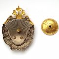 Знак 100 лет транспортной милиции. Служим закону, служим народу. 1919-2019 г.