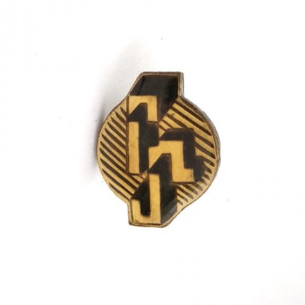 Значок иностранный на цанге