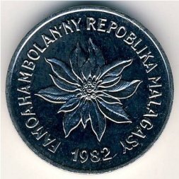 Мадагаскар 2 франка 1982 год