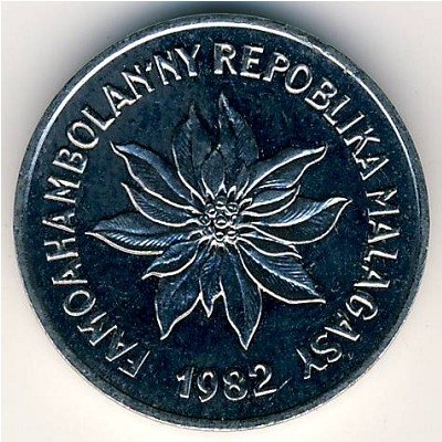 Мадагаскар 2 франка 1982 год