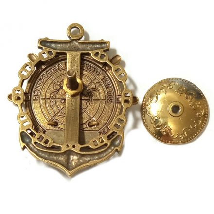 Знак 200 лет открытия Антарктиды. Т/х &quot;Байкал&quot;