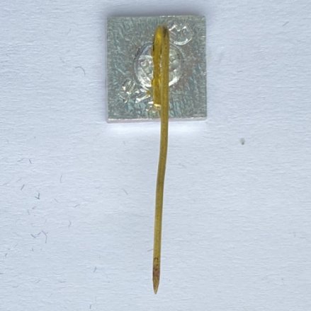 Значок. Шахматы. Конь (игла) 