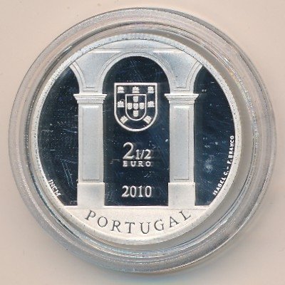 Португалия 2,5 евро 2010 год - Дворцовая площадь в Лиссабоне