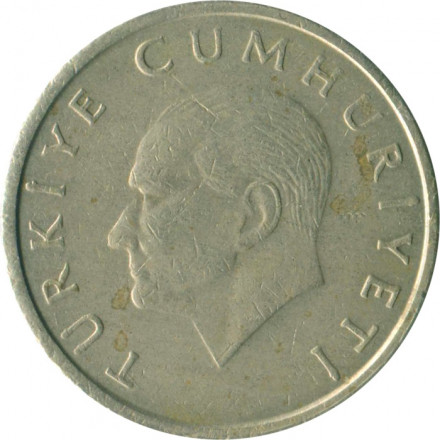 Турция 10000 лир 1997 год (надпись на гурте &quot;TURKIYE CUMHURIYETI&quot;)