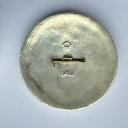 Значок. Олимпиада Москва 80. Олимпийский мишка (белый)