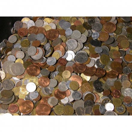 1 кг иностранных монет - Микс