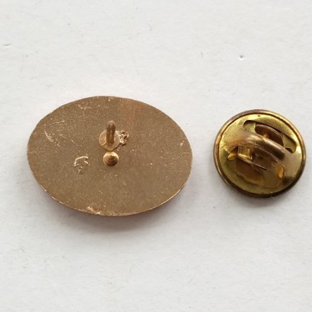 Значок (фрачник) оборонное предприятие Титан Волгоград 50 лет