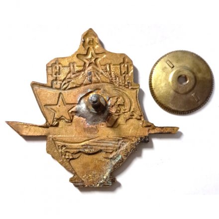 Знак Крейсер &quot;Калинин&quot; (винтовой)