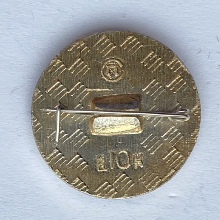 Значок. Футбол. Футболист. Мяч