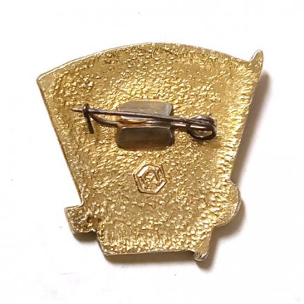 Значок &quot;ВЛКСМ. Ударник 1975&quot;
