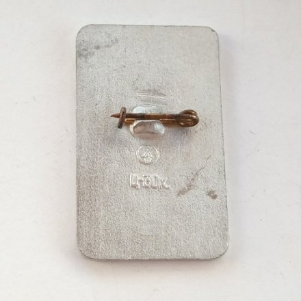 Значок Олимпийский мишка. Москва 80