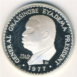 Монета Того 10000 франков 1977 год