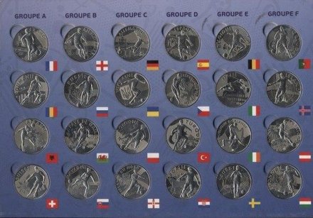 Набор из 56 жетонов Франции «Чемпионат Европы по футболу UEFA EURO 2016» (в альбоме)