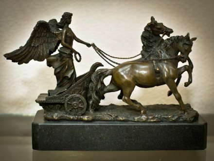 Гибралтар 2,8 экю 1994 год - Мифология. Ника - Крылатая Победа