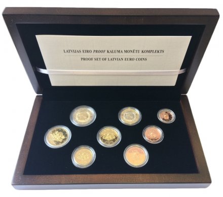 Латвия евро-серия proof 2014 год в банковской деревянной коробке 