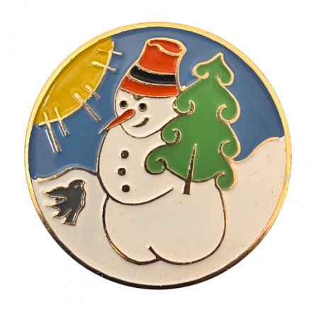 Значок. Снеговик с елкой. 