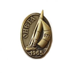 Значок Яхта Онега. 1965  (на цанге) тип 1