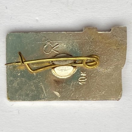 Значок. Спорт. Универсиада Москва 1973