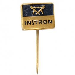 Значок-иголка INSTRON. США. Производитель испытательного оборудования
