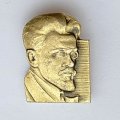 Значок. М. Калинин (цвет золото)