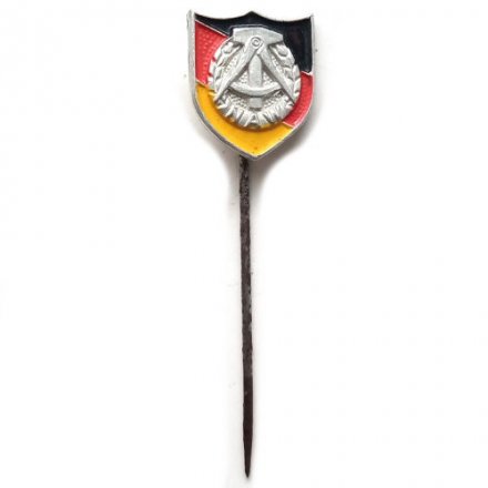 Значок-иголка ГДР. Герб