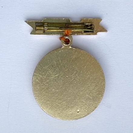 Значок. Фестиваль молодежи 1957. Скачки на лошадях