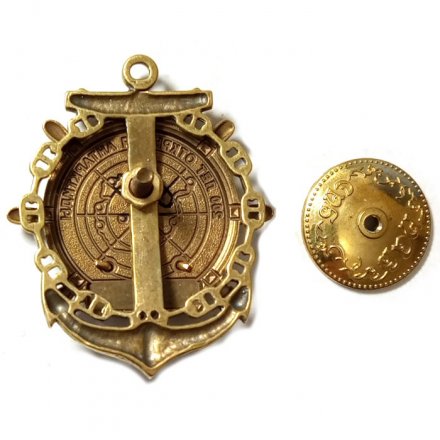 Знак 200 лет открытия Антарктиды. Д/Э &quot;Лена&quot;