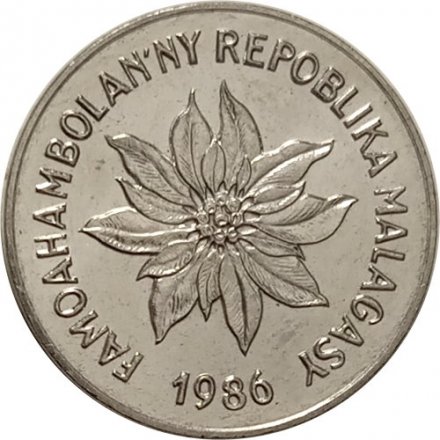 Мадагаскар 2 франка 1986 год - Пуансеттия (молочай красивейший)