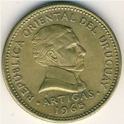 Монета Уругвай 10 песо 1965 год - Хосе Артигас