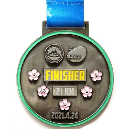 Медаль FINISHER 21 km 2021.4.24