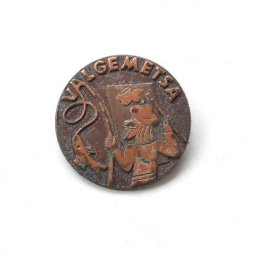 Значок Valgemetsa. Эстония