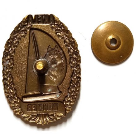 Знак Akela. Winner. Яхта Акела