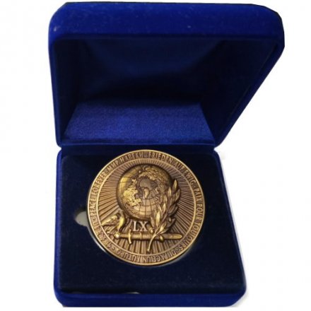 Настольная медаль &quot;Мир навеки&quot; (в футляре)