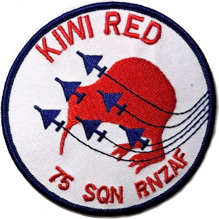 Шеврон KIWI RED. 75 SQN RNZAF. 75 эскадрилья Королевских военно-воздушных сил Новой Зеландии