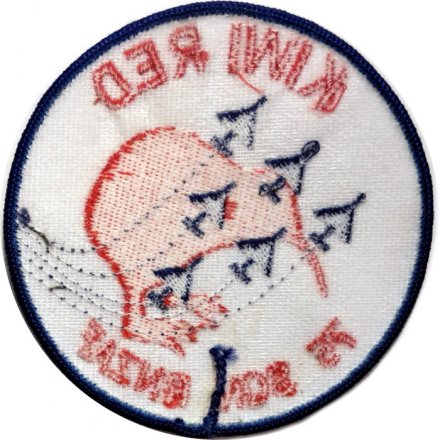 Шеврон KIWI RED. 75 SQN RNZAF. 75 эскадрилья Королевских военно-воздушных сил Новой Зеландии