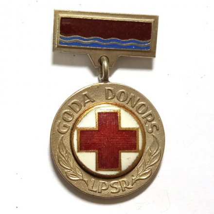 Знак Красный крест. Почетный донор ЛатССР. Goda Donors LPSR