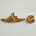 Знак &quot;Командир подводной лодки&quot; золотистый, малый на цанге (копия)