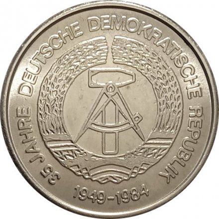 Настольная медаль ГДР 35 лет 1949-1984. DANK UND ANERKENNUNG (в футляре)