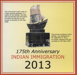 Монета Гайана 2000 долларов 2013 год - 175 лет индийской иммиграции (в буклете)