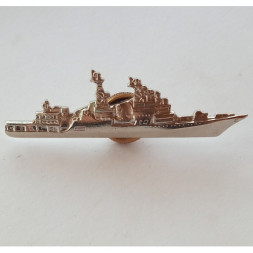 Знак ВМФ. Большой противолодочный корабль (серебристый)