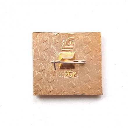 Значок USSR (СССР). Серп и молот, голубь мира, рука дружбы
