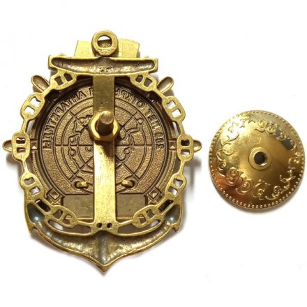 Знак 200 лет открытия Антарктиды. Маршал Геловани. Флаг