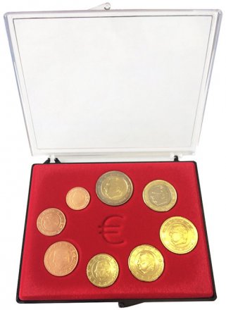 Набор из 8 евромонет Бельгии 1999 - 2004 год (в коробке)