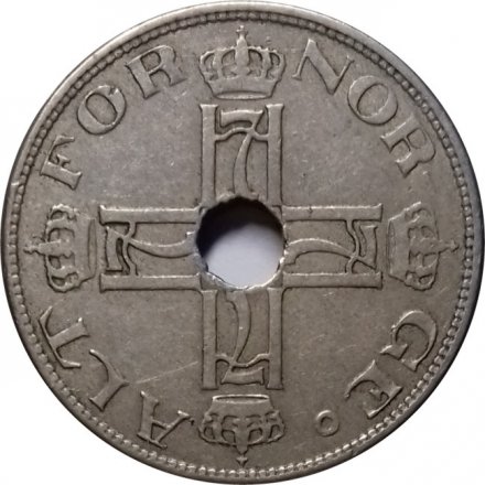 Норвегия 50 эре 1922 год (круг c отверстием)