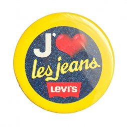 Значок LEVI'S. J'aime les jeans