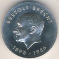 ГДР 10 марок 1973 год - 75 лет со дня рождения Бертольта Брехта