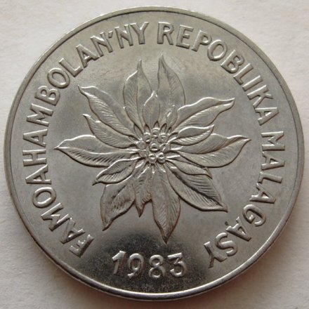 Мадагаскар 5 франков 1983 год - Зебу