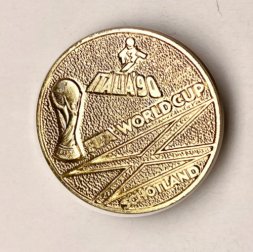 Значок "Чемпионат мира по футболу. Италия 1990. Сборная Шотландии" 