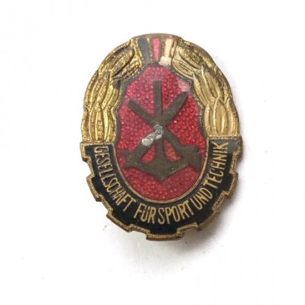 Значок  ГДР &quot;Gesellschaft fur sport und technik&quot; Общество спорта и техники