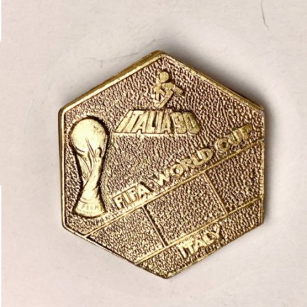 Значок &quot;Чемпионат мира по футболу. Италия 1990. Сборная Италии&quot;
